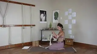 25 Minute Katonah Yoga&trade; Practice For Moving Currency