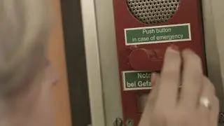 Notrufstelle: Im U-Bahn-Zug rasch Hilfe anfordern!