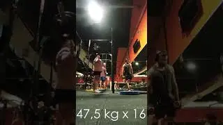 same thing only harder, overhead press 47,5 kg x 16