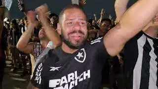 Botafogo Tricampeão Brasileiro-Festa da torcida do Fogão saindo do Nilton!