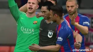 PES 2017 - Referee Celebration ?
