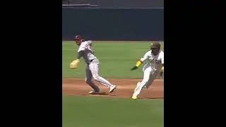The Padres executed this play to perfection 😤