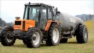 Renault 103-54 - Epandage de Lisier ( Hiver 2012 )
