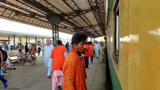 Luxurious Train Green Line Express Arrived At Karachi Cantt Station | Pakistan Railways