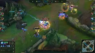Anivia Flash wall a Talon... (9.17)