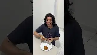 a coxinha e o pastel 😋
