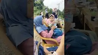 Kumpul keluarga di angkringan pisek