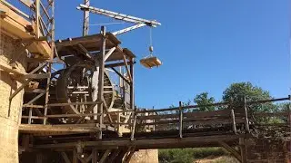 Medieval crane in operation at Gu&eacute;delon castle