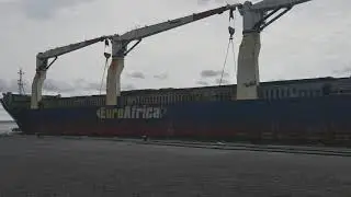SHIP DOCKING AT DOUALA SEA PORT