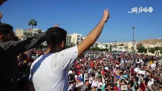 غضب تلاميذ بشوارع الحسيمة