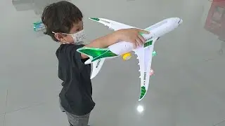 Pesawat dan Zack Jalan-Jalan Ke Bandara Pesawat Terbang | Unboxing Toy Airplane