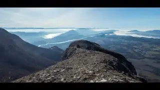 La Pierre Chanduraz et le Grand Colombier (1534m ) en boucle depuis Munet . Massif du Jura .