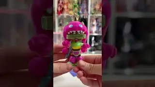 Unboxing @mooseenterprise xoxkweenies safe to say I&rsquo;m obsessed! #unboxingtoys #toys #blindbox