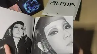 Unboxing #CL 's ALPHA album