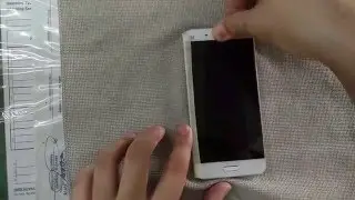 Installing Tempered Glass on Mi 5