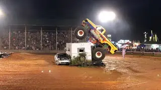 Never Satisfied DESTROYS RV in Freestyle run - Full Throttle Monster Trucks - Albany, Kentucky