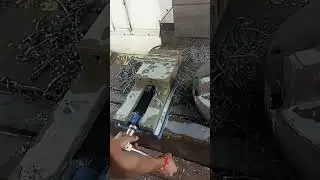Use of vise