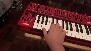 DEEE-LITE&rsquo;s &ldquo;What is Love&rdquo; baseline on Behringer MS-101
