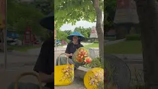 Vietnamese Conical Hat Painting in Historical Records