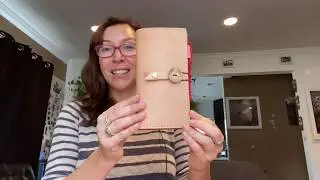 Unboxing and review of le Right/Le Cow weeks cover