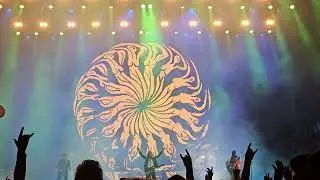 Beck Mixed Bizness (clip) Riot Fest 2024