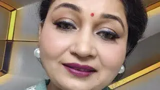 Radhika Makeovers is live! #productknowledge #makeuptips 