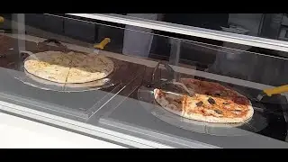 Пицца, мороженое и закуски &mdash; MSC Meraviglia Atmosphere Pool Deck