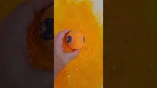 LUSH Lava Lamp Bath Bomb DEMO! #lush #lavalamp #bathbomb