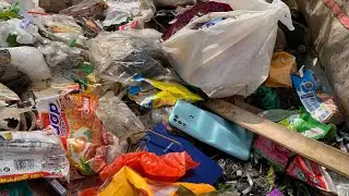 menemukan banyak ponsel rusak di tempat sampah, dapat oppo dan infinix