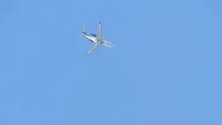 NetJets Phenom 300 LOW FLYBY over my house