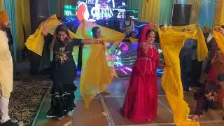 AMAZING Punjabi wedding dance performance | Groom Squad performs at haldi & jaago at Amritsar..