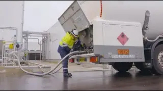 First commercial offloading Dutch bio LNG