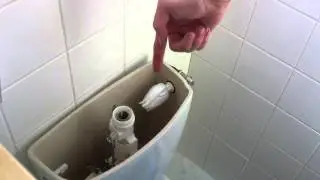 Comment changer le flotteur des toilettes - R&eacute;parer ses toilettes