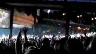 awesome glowstick war at a phish concert
