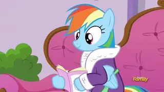 Rainbow Dash caught at the Spa