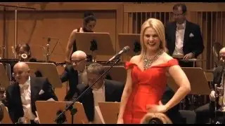 Mezzosoprano Edyta Kulczak - GRANADA from A Lara