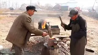 Forging on Chinese Turtle Anvil Translated
