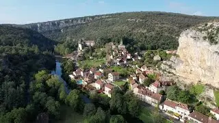 Cabrerets - magnifique village au bord du Célé, à quelques encablures de Cahors.