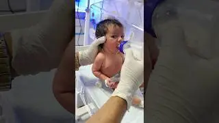 Newborn Baby First Bottle Feeding 🍼 | NICU Moments #newborn feeding  #cutebabycarebaby #babyshorts