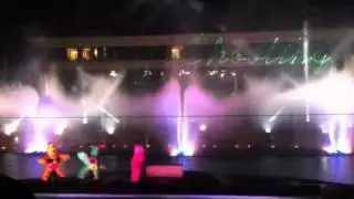Musical fountain show finale