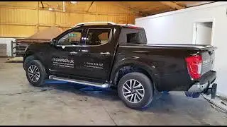Pick-up truck rotating on a Movetech UK Merlin&reg; Major 21 revolving stage platform