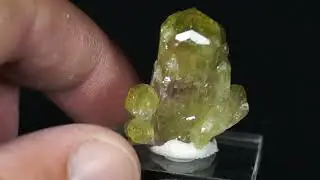 Vesuvianite, Jeffrey Mine, Val des Sources (Asbestos), Quebec, Canada