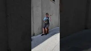 🎶MAN PLAYING BANJO🎶 IN  St. Augustine, Florida 🏰🌴