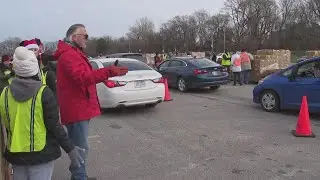 Greater Cleveland Food Bank holds final distribution at Muni Lot
