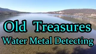 Water Metal Detecting For Old Treasures At The Beach
