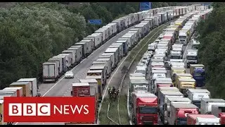 Lorry gridlock in Kent to continue for days - after France and UK agree tests for drivers - BBC News