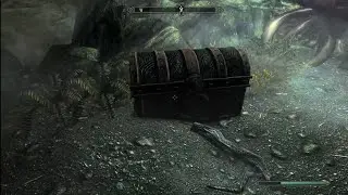 Skyrim - Exploring Snapleg Cave