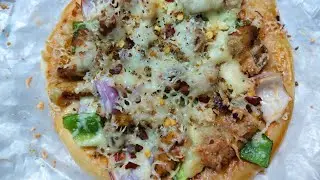 CHRISTMAS EVE: CHICKEN CHEESE BURST PIZZA AT HOME||🎄🎄