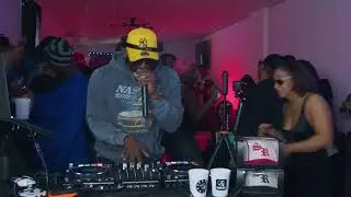 🎧 DJ 100 ft. Yvng Legacy | The Vibe Out | Live at The Black House