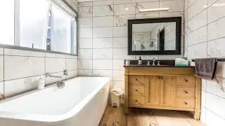 Village Retreat 3 Bedroom Home with Sea Views, Auckland, New Zealand